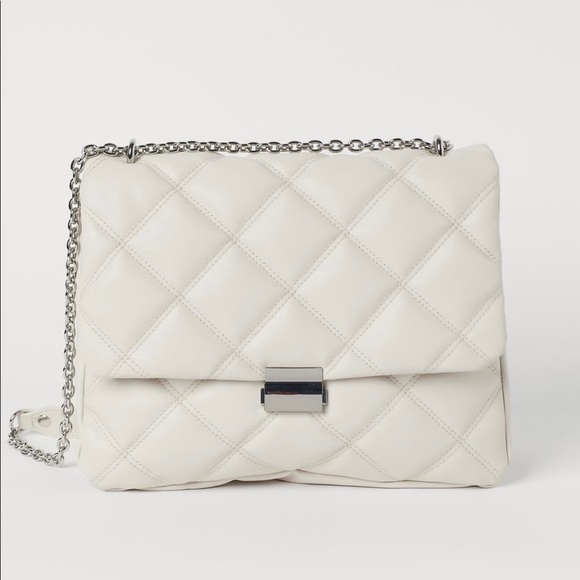 H&M Handbags - H&M Qulited Purse in Cream